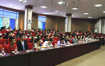 知名音樂教育專家郭聲健教授到我院作講座--全國高等學校藝術(shù)教育專家講學團講學活動